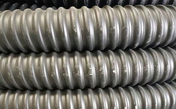 現(xiàn)代線纜防護(hù)的理想選擇：碳素波紋管技術(shù)特性與工程應(yīng)用全景解析